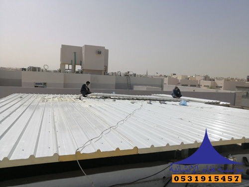 مقاولة يركب سقف ساندوتش بانل